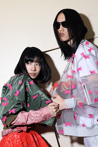 2015年春夏コレクション 独特の分野として確立しているロリータファッションの精神性に日本古来の民族性を混ぜ合わせた作品